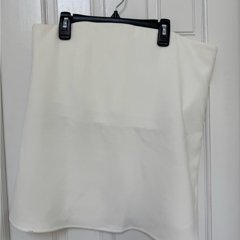 Tuckernuck  Strapless Blouse- Ivory
Green and Navy have sold